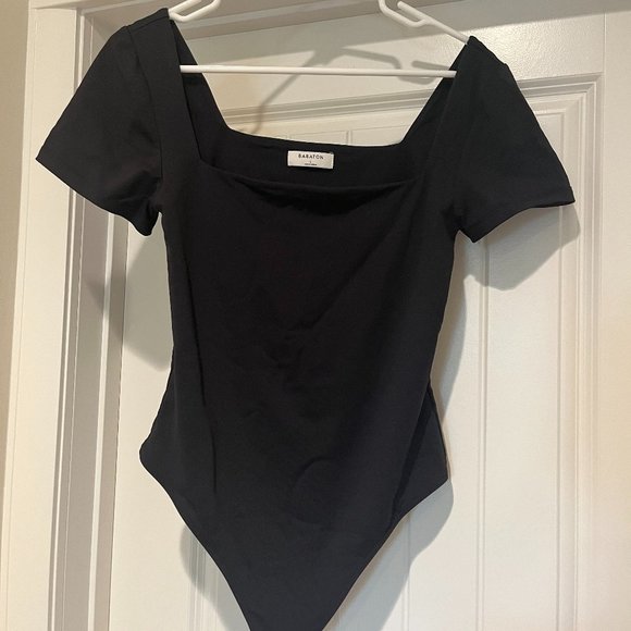Babaton Tops - Babaton Contour Squareneck Shortsleeve Bodysuit - Black